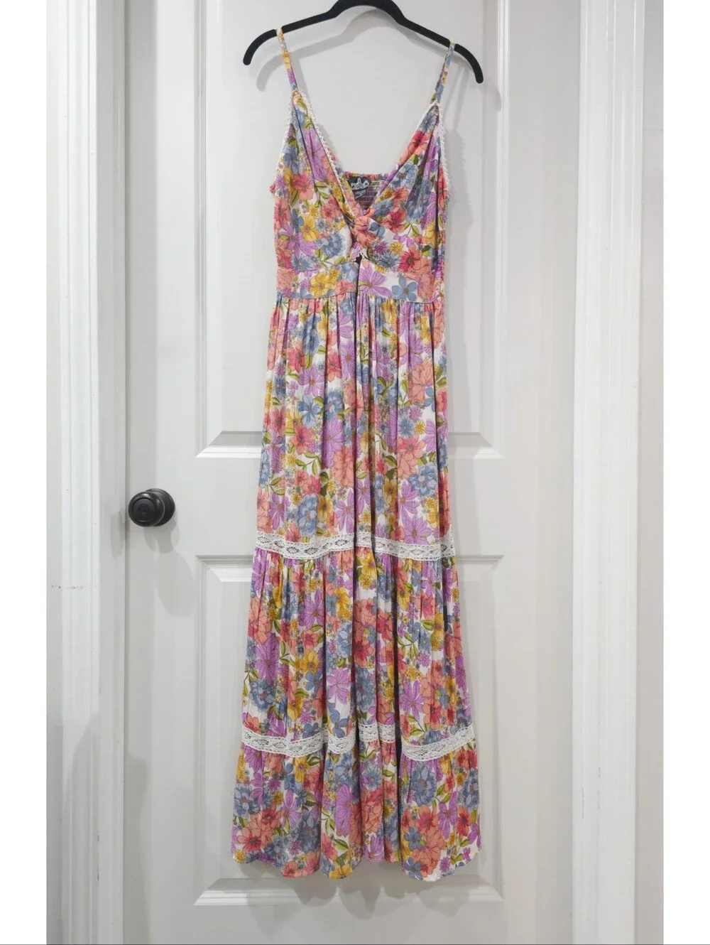 ANGIE Floral Boho Tiered Maxi Dress with Lace Trim & Twist Front, Nwot